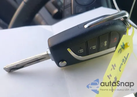 2022 Toyota Camry Se из США, поврежденный, VIN 4T1G11AK0NU069140